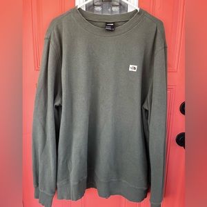 The North Face men’s comfortable sweatshirt